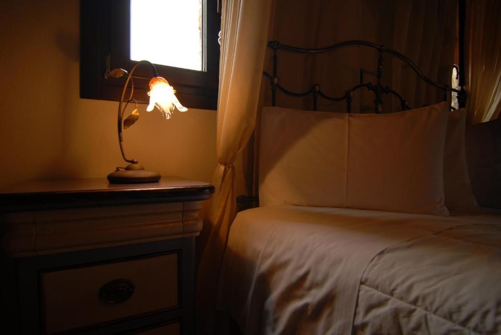 Aiolides Hotel Kalivia  Bilik gambar